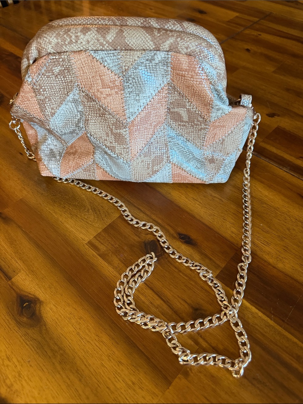 Anthropologie Chevron Snakeskin Crossbody in Peach and Cream with Gold Chain